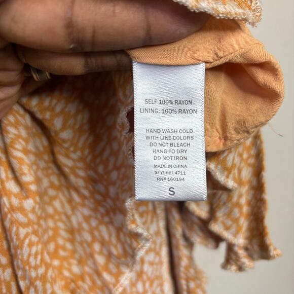 By Together Tiered Abstract Yellow Stretchy Waist Knee Length Skirt Women Small - Picture 5 of 7